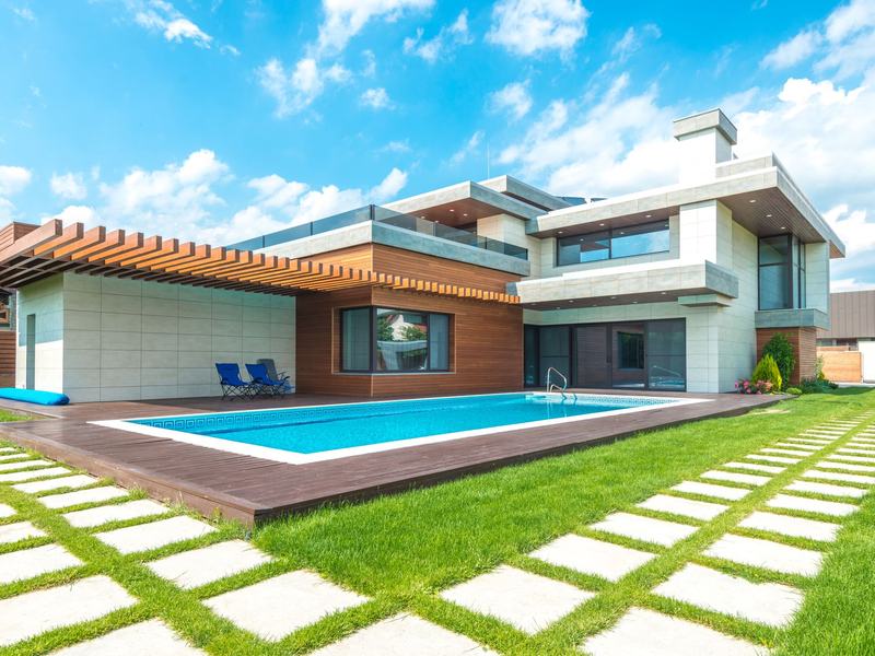 Pool installers in Des Moines area, IA